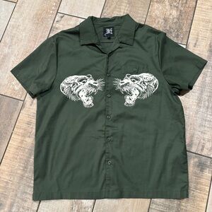Ed Hardy Men’s Button Short Sleeve Army Green Shirt Tiger Eagle  Tattoo XL